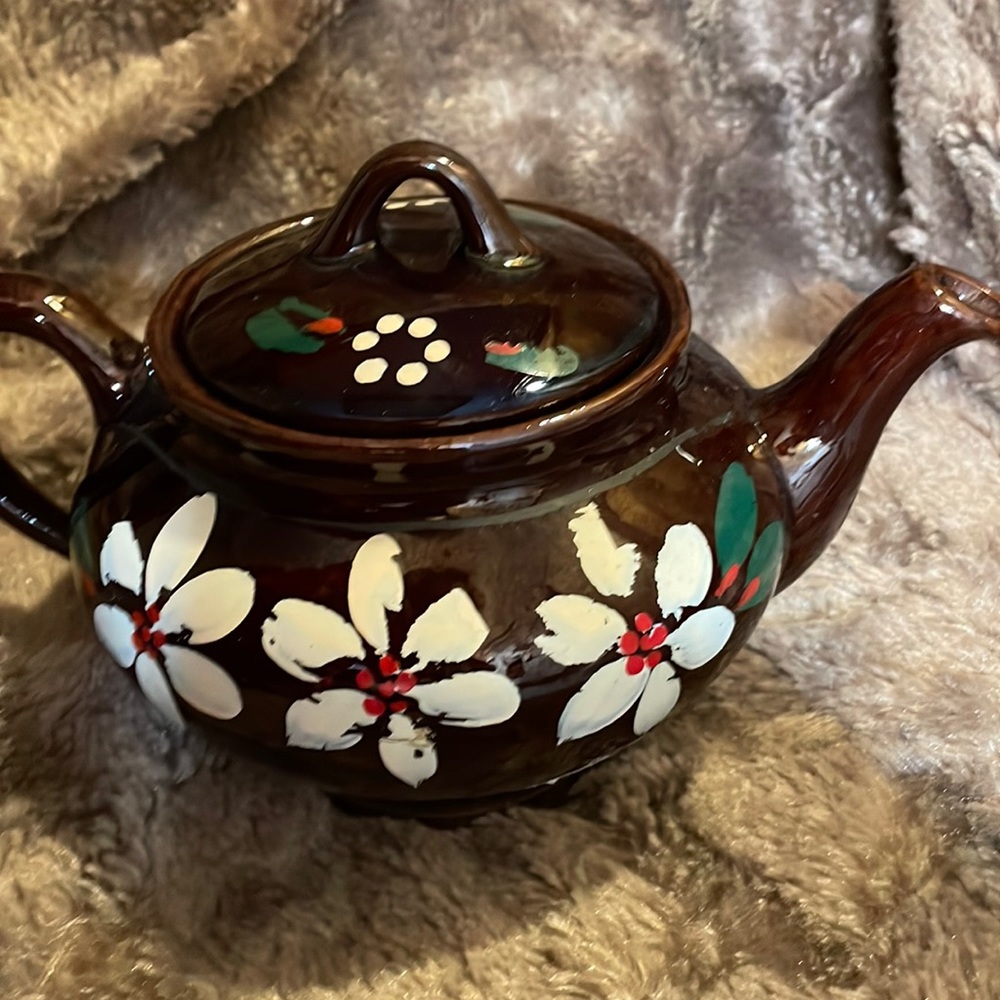 Royal Canadian Art Pottery Vintage Tea Pot